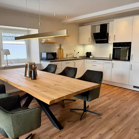 Wohlfuehlwohnung Mit Garten Bei Hamburg * ノルダーシュテット